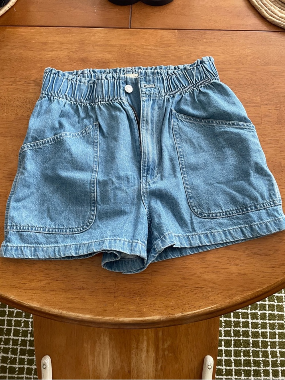 Madewell Lightwash Elastic Waist Denim Shorts